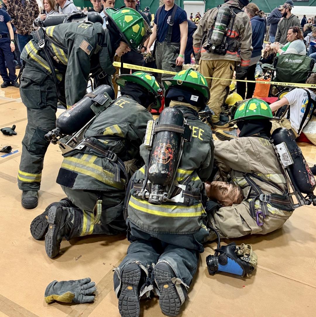 Explorers compete in a Winterfest drill.